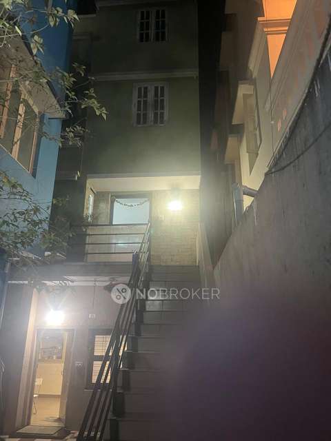 4+ BHK Flat For Sale  In Srirampura