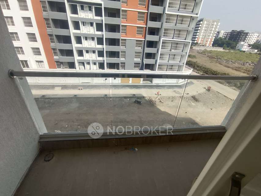 3 BHK Flat In Kohinoor Viva City For Sale  In Dhanori