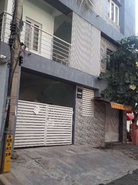 4+ BHK Flat In Independenthouse For Sale  In  Laggere