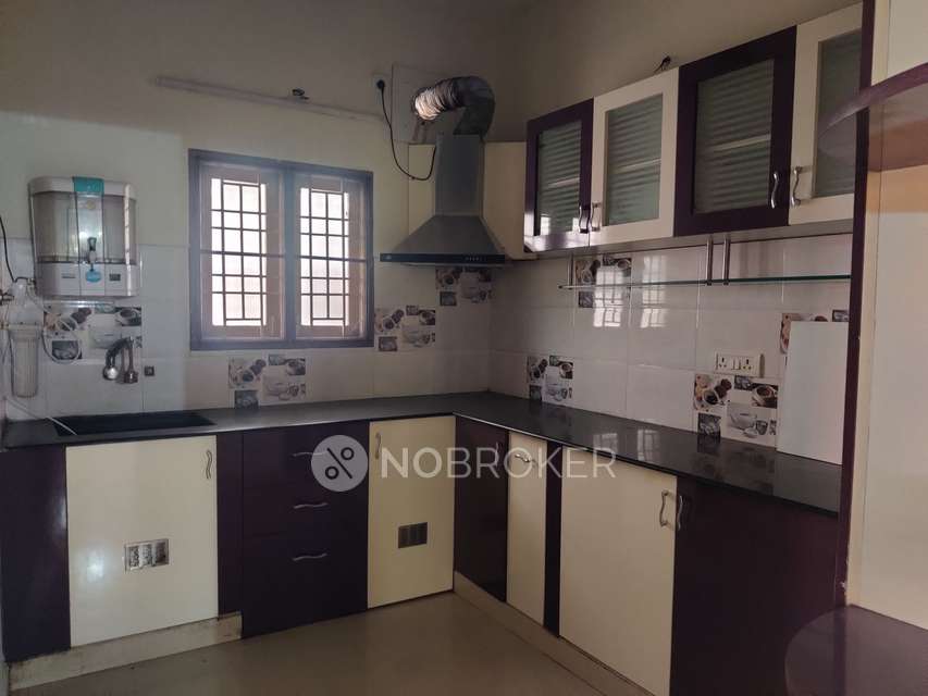 3 BHK Flat In Laxmi Avashya Apartments for Rent  In Kolathur