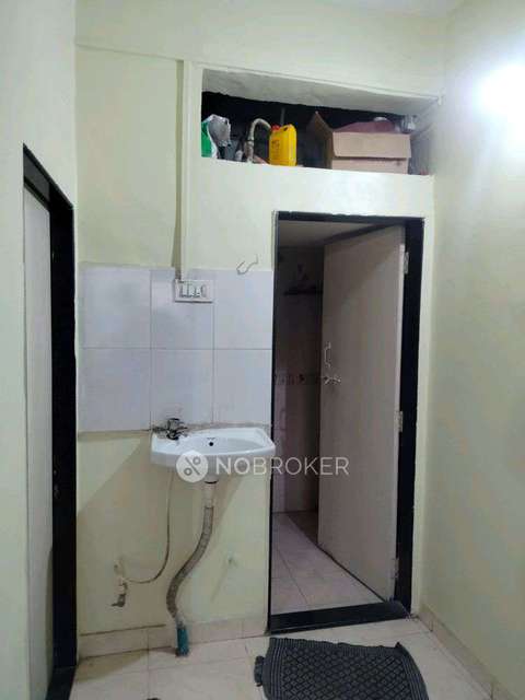 2 BHK Flat In Shanti Sankul Apartment,  Warje, Pune For Sale  In  Warje, Pune