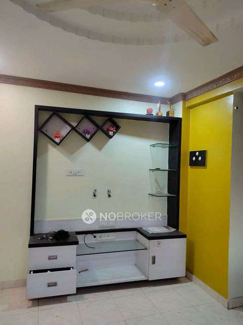 2 BHK Flat In Shanti Sankul Apartment,  Warje, Pune For Sale  In  Warje, Pune