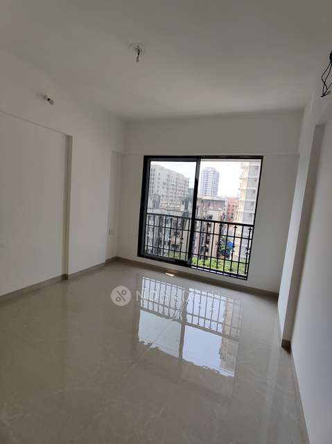 2 BHK Flat In Dhaval Chs, Malad West, Mumbai For Sale  In Malad West