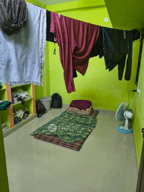 Shared Room for Male In 2 BHK  In L2942, 39th Cross Street, Thiruvalluvar Nagar, Thiruvanmiyur In 39th Cross Street