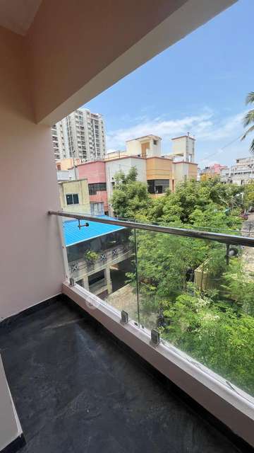 2 BHK Flat In Standalone Building  For Sale  In Padi