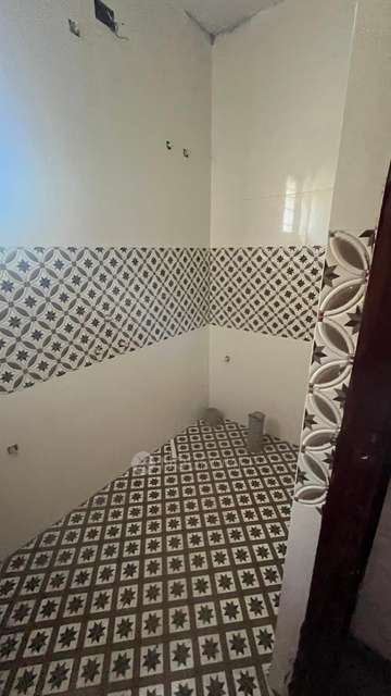 2 BHK Flat In Standalone Building  For Sale  In Padi