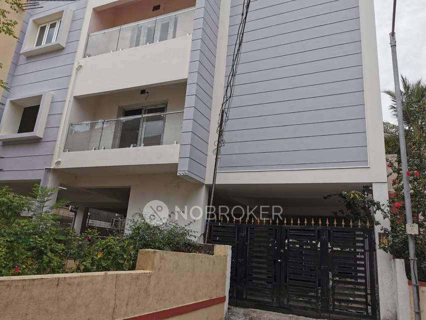 2 BHK Flat In Standalone Building  For Sale  In Anna Nagar West Extension 