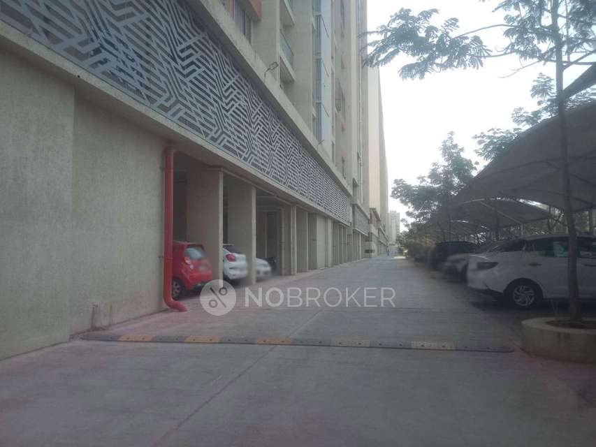 2 BHK Flat In Kohinoor Sapphire For Sale  In Tathawade