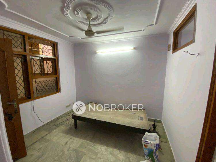 1 BHK Flat In Standalone Building  For Sale  In Ashram