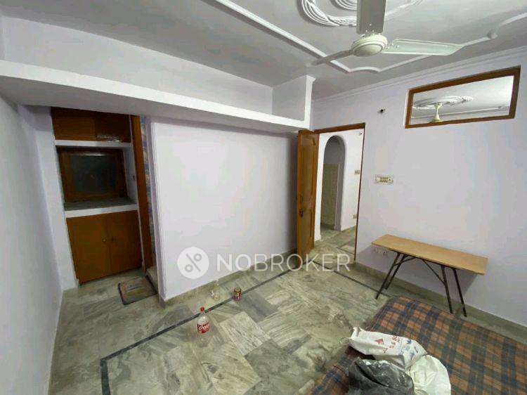 1 BHK Flat In Standalone Building  For Sale  In Ashram