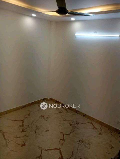 2 BHK Flat In Standalone Building  For Sale  In Kalkaji