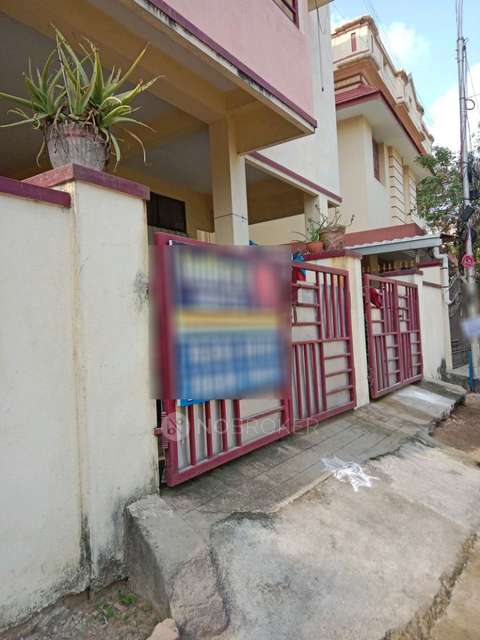 PG for Boys in Karaipakkam