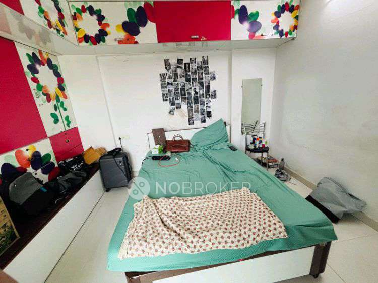 Single Room for Male In 3 BHK  In Hyde Park Residency F5 Building Phase In Hyde Park Harmony Chs Ltd.