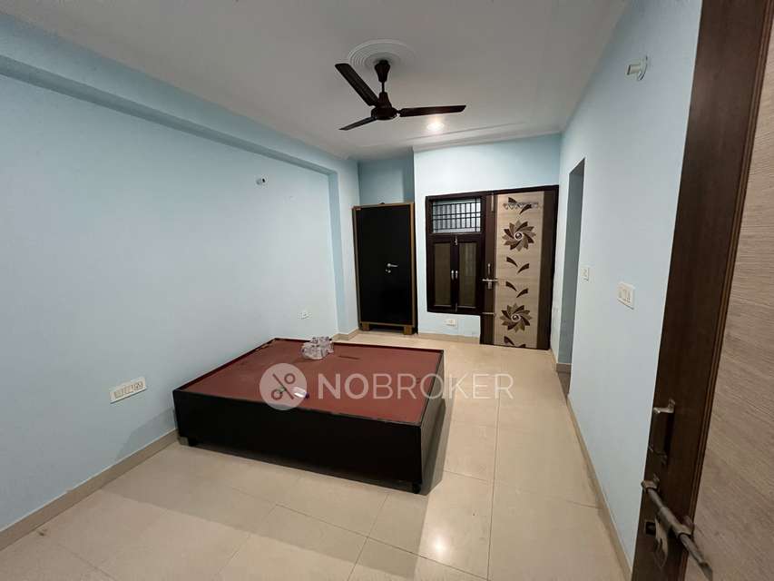 1 RK Flat In Khatu Shyam Apartment for Rent  In Sector 52a