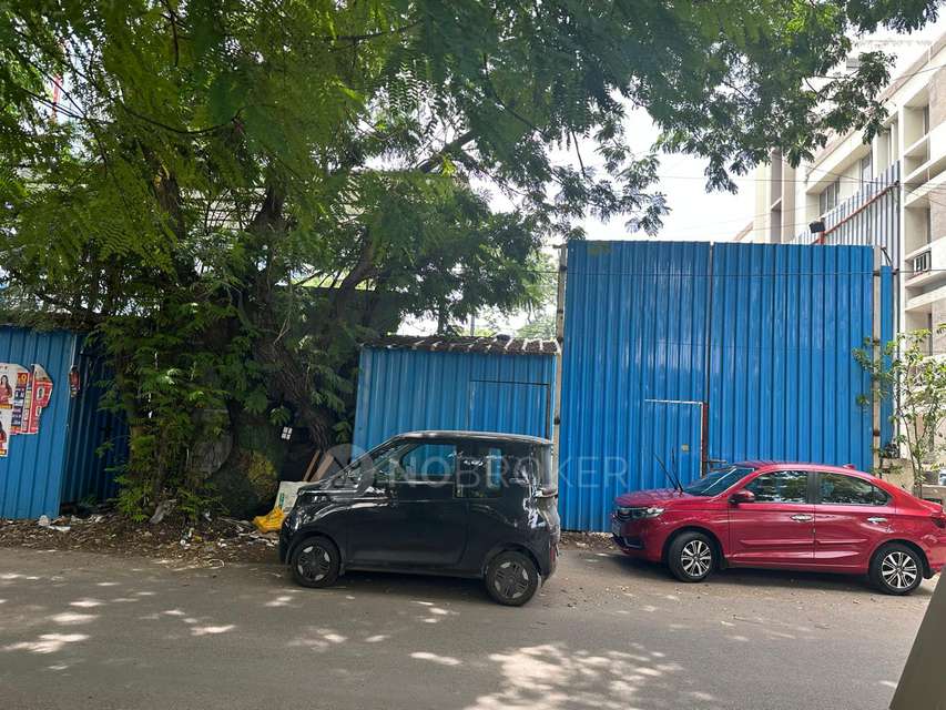 Commercial Property in Annanagar East, Chennai for sale 