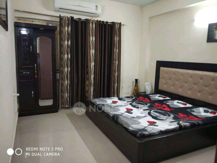 3 BHK Flat In Sare Home for Rent  In Sector-92