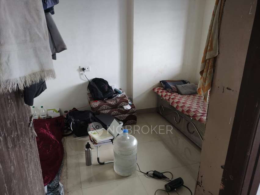 Single Room for Male In 1 BHK  In Sigma Building In B-4, New Link Road, Mahatma Gandhi Rd, Manav Kalyan Tower Chs, Bangur Nagar, Goregaon West, Mumbai, Maharashtra 400104, India