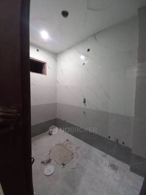 3 BHK Flat For Sale  In Qutub Vihar