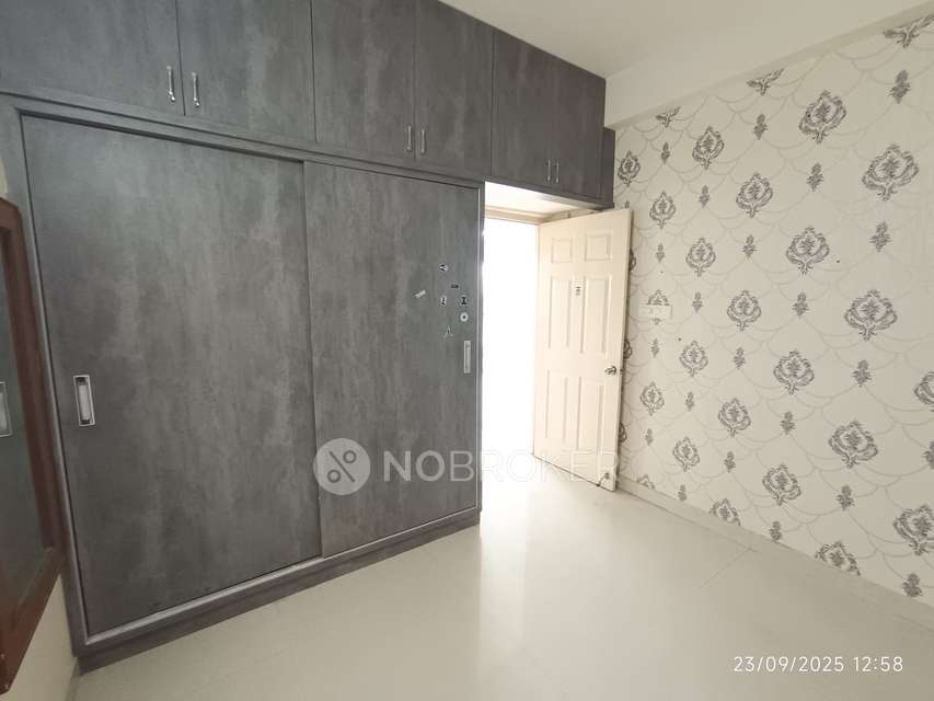 2 BHK Flat In Keerthi Sunrise For Sale  In Bandlaguda Jagir