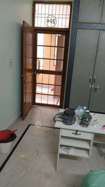 PG for Boys in Kandivali West