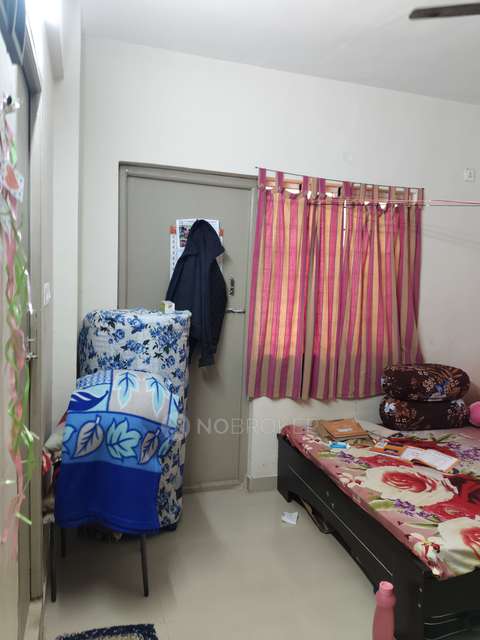 2 BHK Flat In Slv Brundavan  For Sale  In Bommasandra