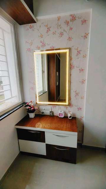 1 BHK Flat In Swapnalok For Sale  In Hadapsar