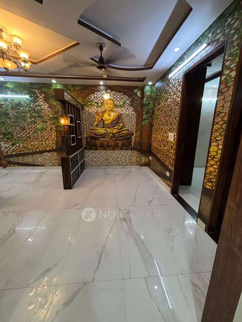 3 BHK Flat In Standlone Building For Sale  In Mohan Garden, 