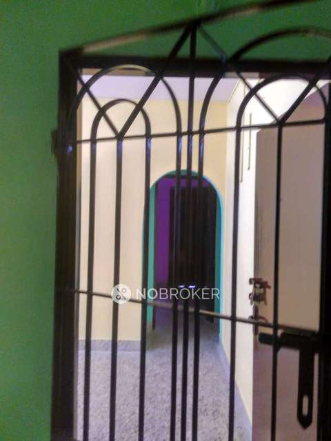 2 BHK Flat In Sri Mahalakshmi Apartments For Sale  In Adambakkam, Chenna