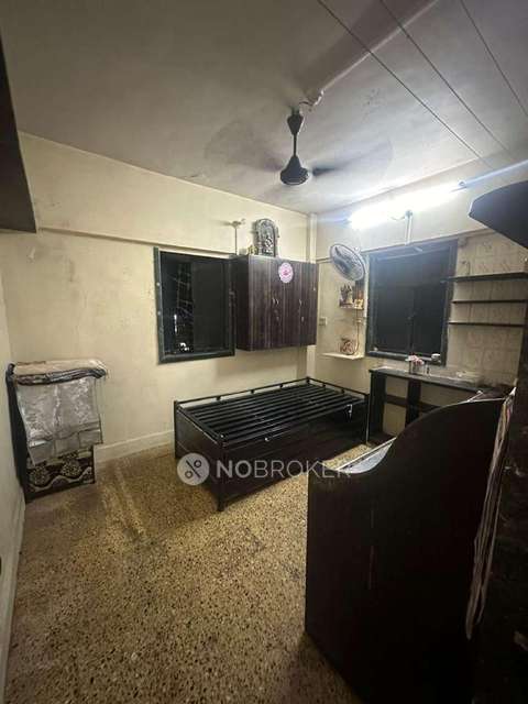 1 RK Flat In Rajvilla Cooperstive Housing Society For Sale  In Mulund West