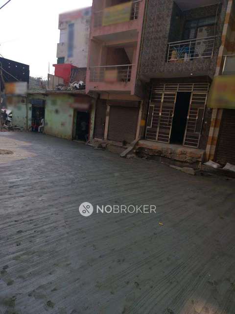 Godown/Warehouse in  Dwarka, Delhi for sale 