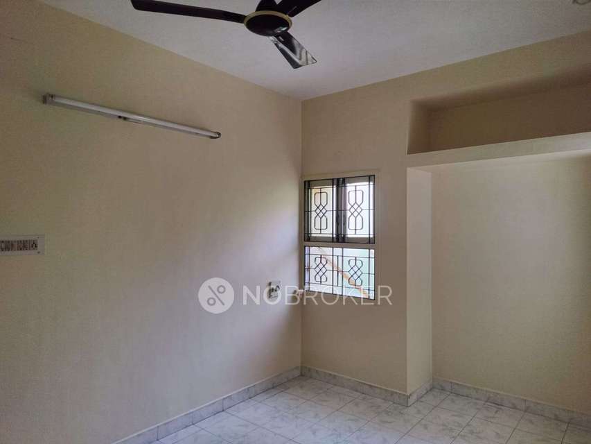 2 BHK Flat In Sterling Lotus Apartments for Rent  In No264, Sterling Lotus Apartments, Tnhb Colony, Korattur, Chennai, Tamil Nadu 600080, India