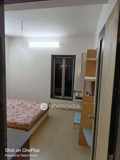 2 BHK Flat In Hem Resha Chs For Sale  In Mulund West