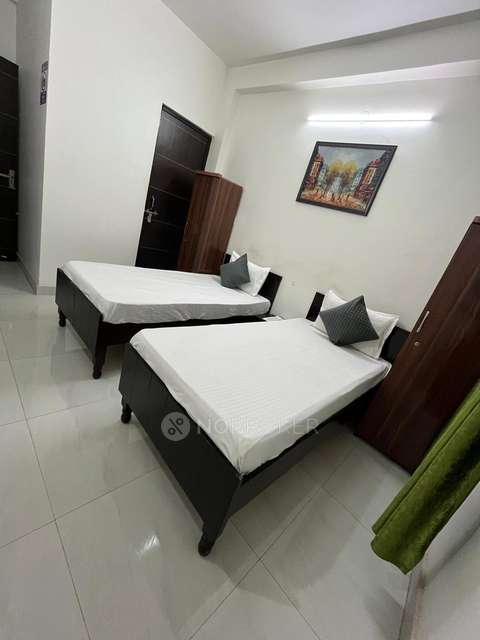 PG for Girls in Sector-45