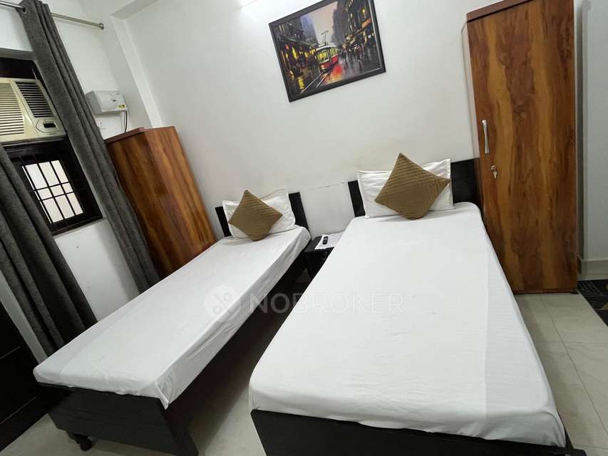 PG for Girls in Sector-45