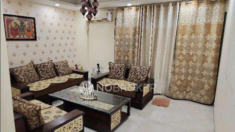 3 BHK Flat In Standalone Building  For Sale  In  Sector 21