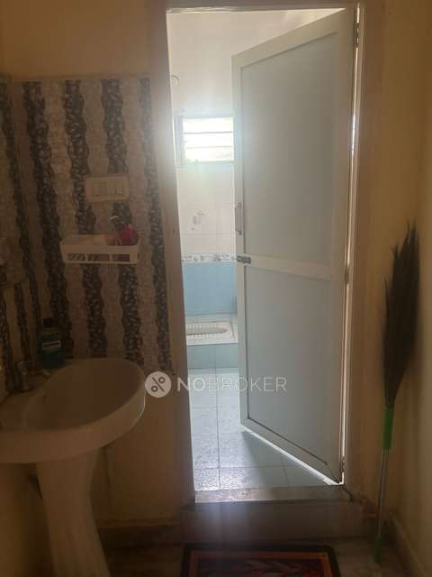 2 BHK Flat In Jupiter Apartment, Pragathi Nagar For Sale  In Kukatpally