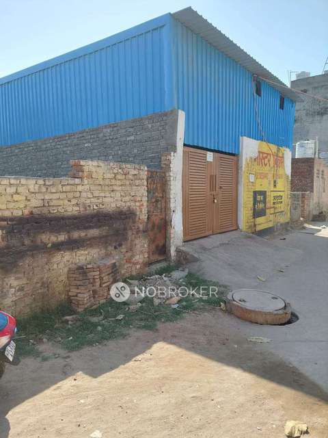 Shop in Najafgarh, Delhi for sale