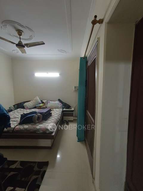 3 BHK Flat In Mahesh Apartments For Sale  In Vasundhara Enclave