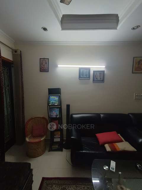 3 BHK Flat In Mahesh Apartments For Sale  In Vasundhara Enclave