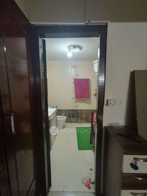 3 BHK Flat In Mahesh Apartments For Sale  In Vasundhara Enclave