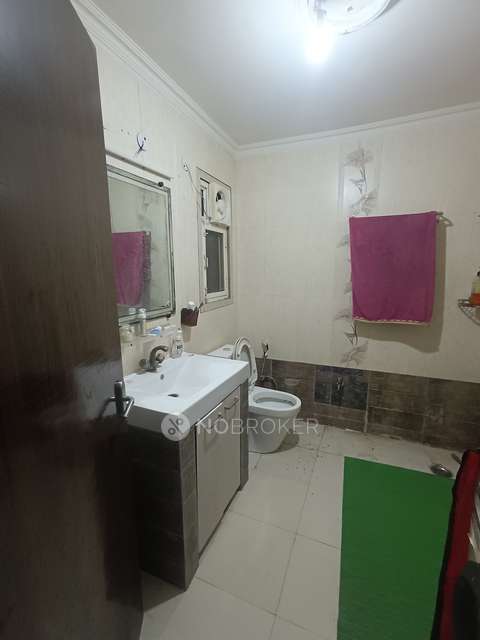 3 BHK Flat In Mahesh Apartments For Sale  In Vasundhara Enclave