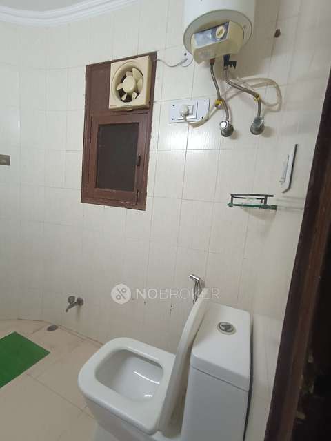 3 BHK Flat In Mahesh Apartments For Sale  In Vasundhara Enclave