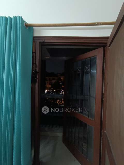 3 BHK Flat In Mahesh Apartments For Sale  In Vasundhara Enclave