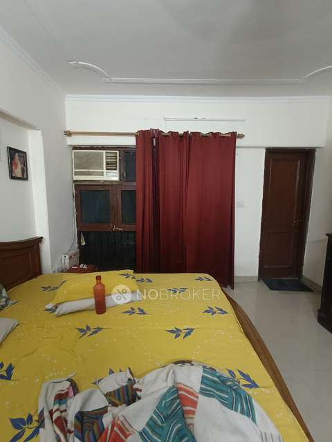 3 BHK Flat In Mahesh Apartments For Sale  In Vasundhara Enclave