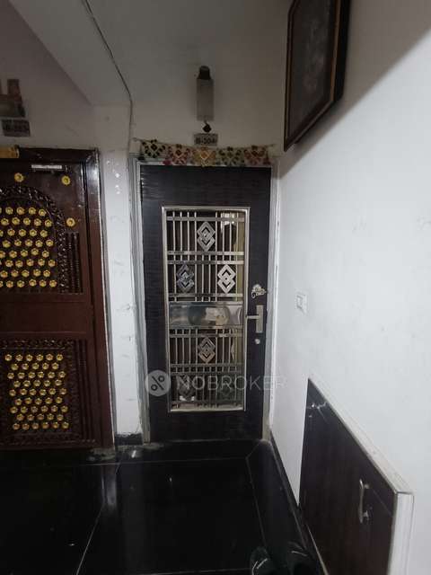 3 BHK Flat In Mahesh Apartments For Sale  In Vasundhara Enclave