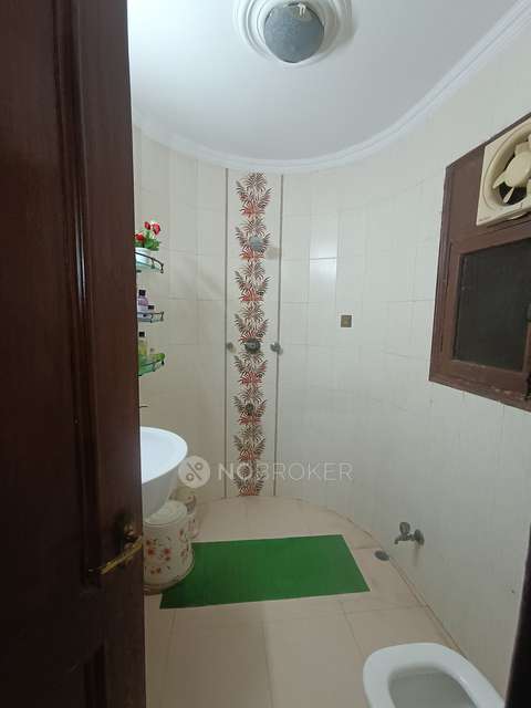 3 BHK Flat In Mahesh Apartments For Sale  In Vasundhara Enclave