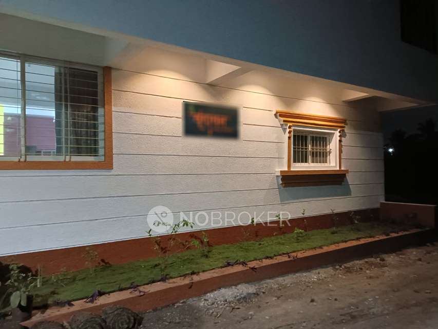 PG for Girls in Loni Kalbhor