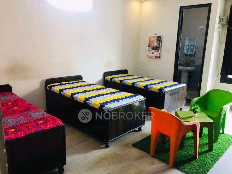 PG for Girls in Sector 16a