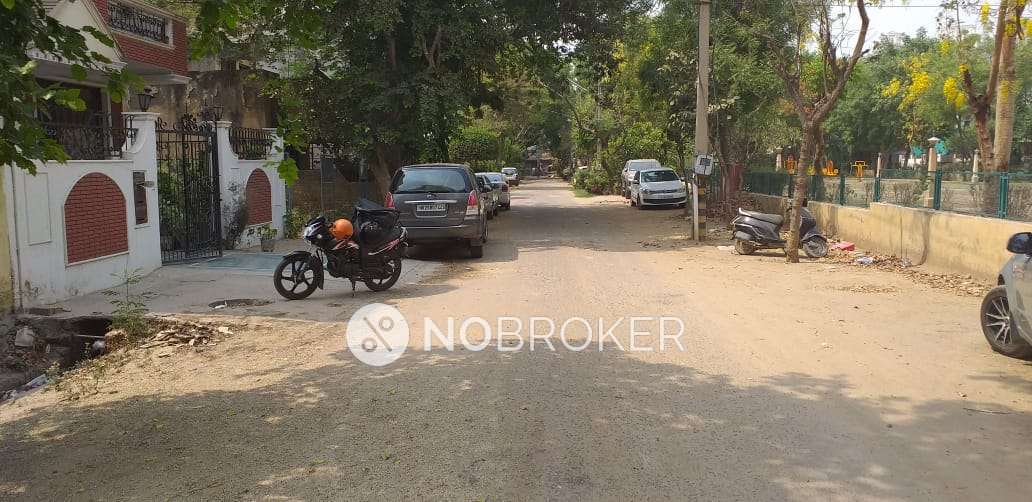 2 BHK Flat for Rent  In Sector 29