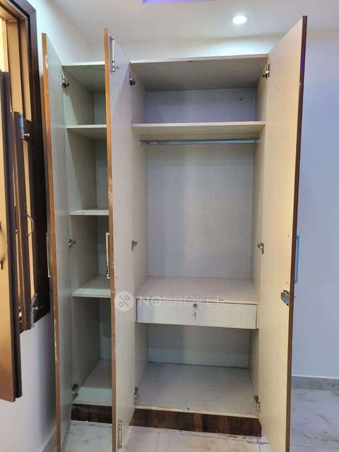 3 BHK Flat In Dream Hub Apartment  For Sale  In Shyam Vihar Phase-1